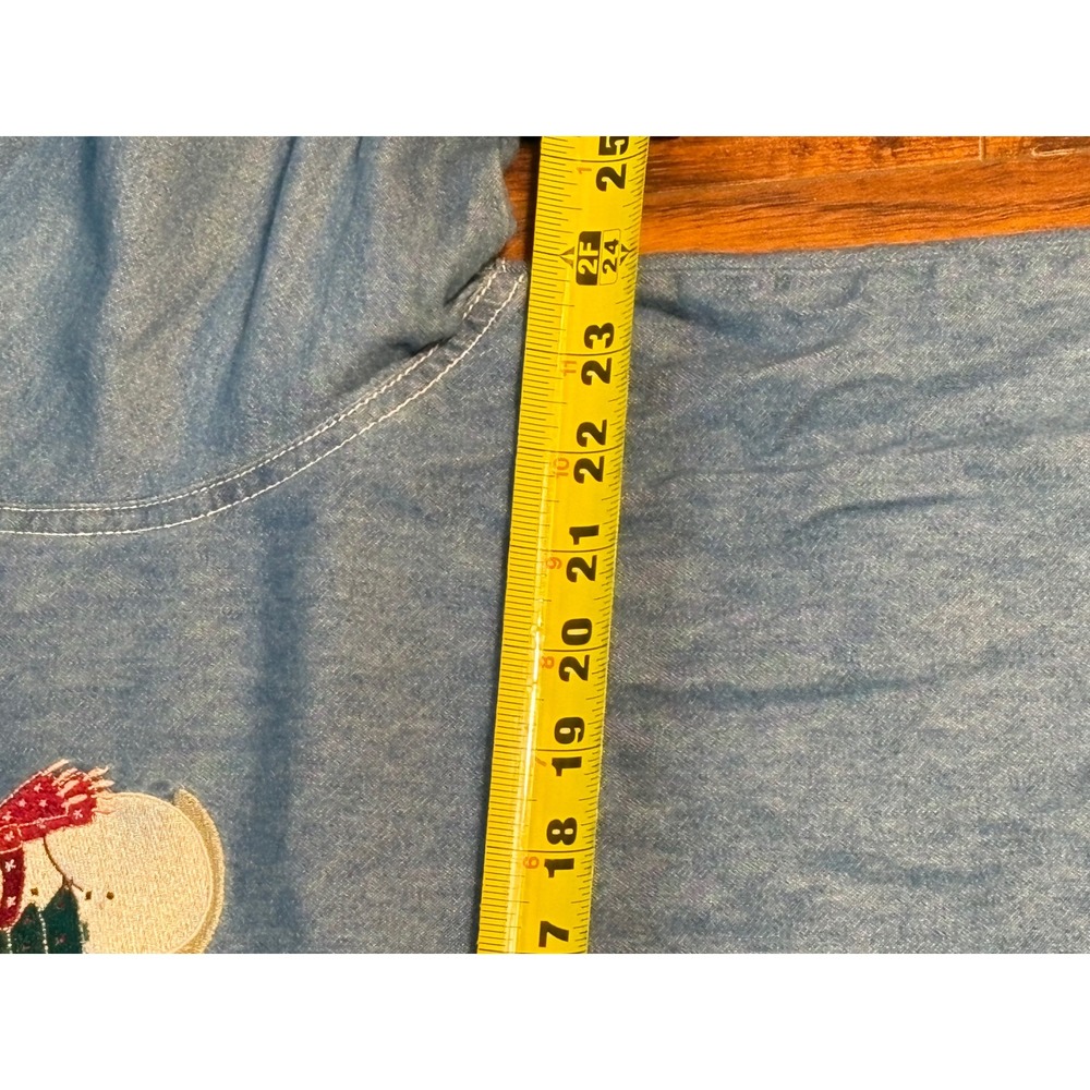 Womens Size 18 Denim Snowman Embroidered Button Up Shirt Blue Holiday Winter - Picture 5 of 9